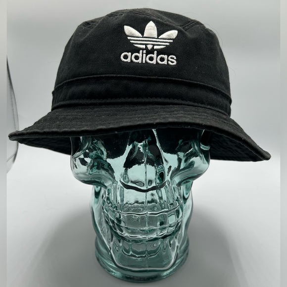 Adidas Bucket Hat - Picture 1 of 2